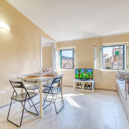 Apartamento Finestra Sul Duomo, Centro - Happy Sanremo