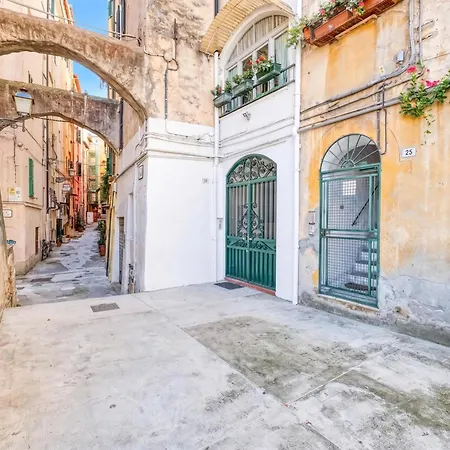Finestra Sul Duomo, Centro - Happy Apartamento Sanremo